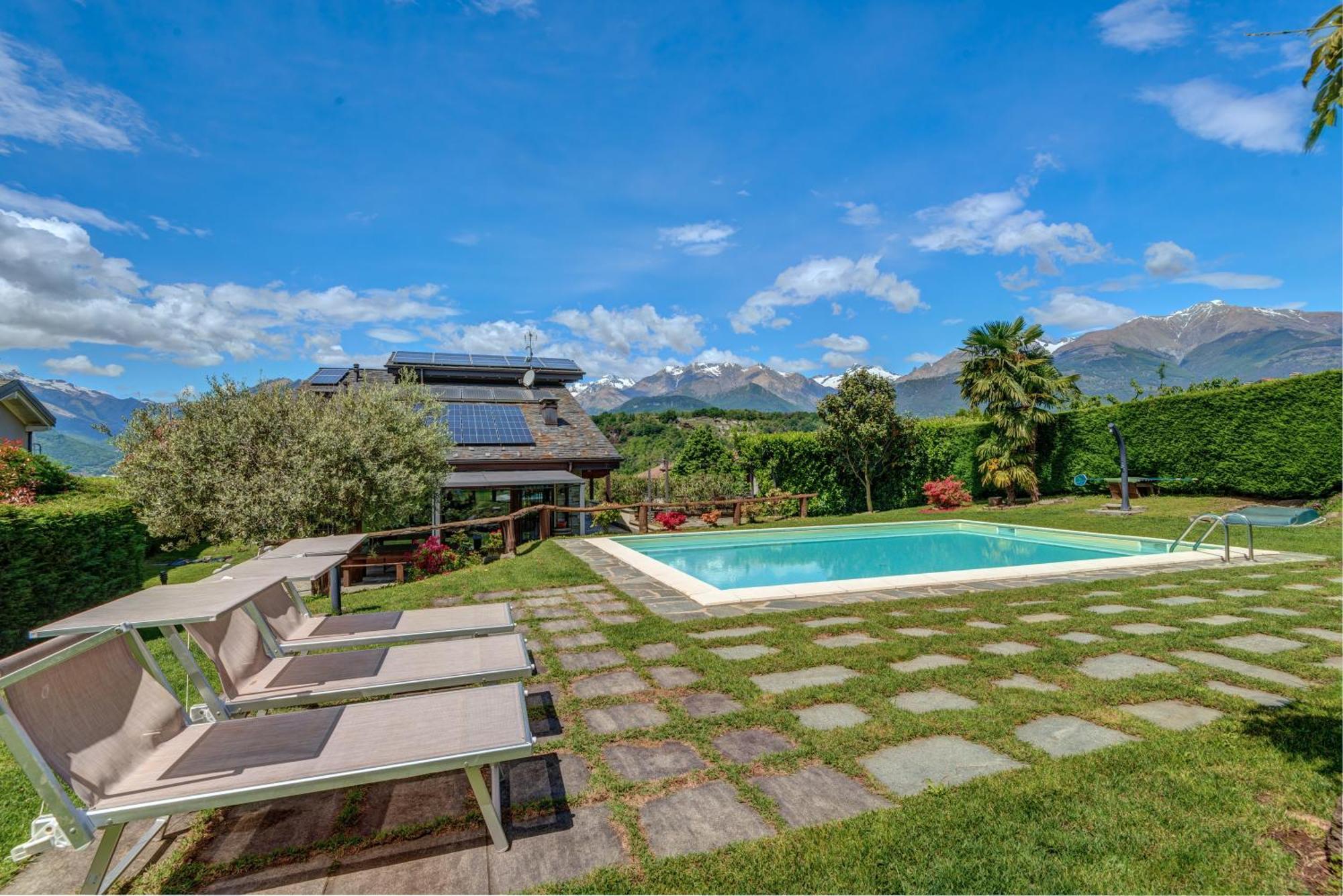 Villa La Corte With Amazing Pool And Garden Colico Exterior photo